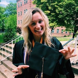 Meet your Posher, Alex